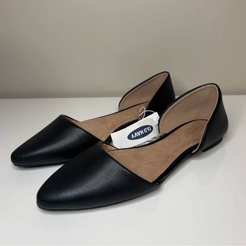 Old Navy Pointed Toe D’Orsay Ballet Flats